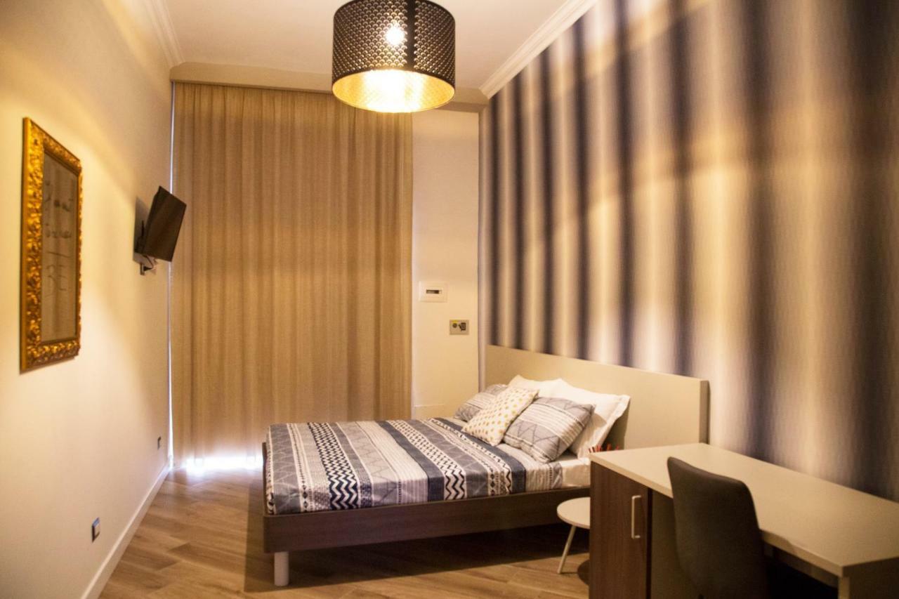 Garibaldi Rooms Nápoles Exterior foto